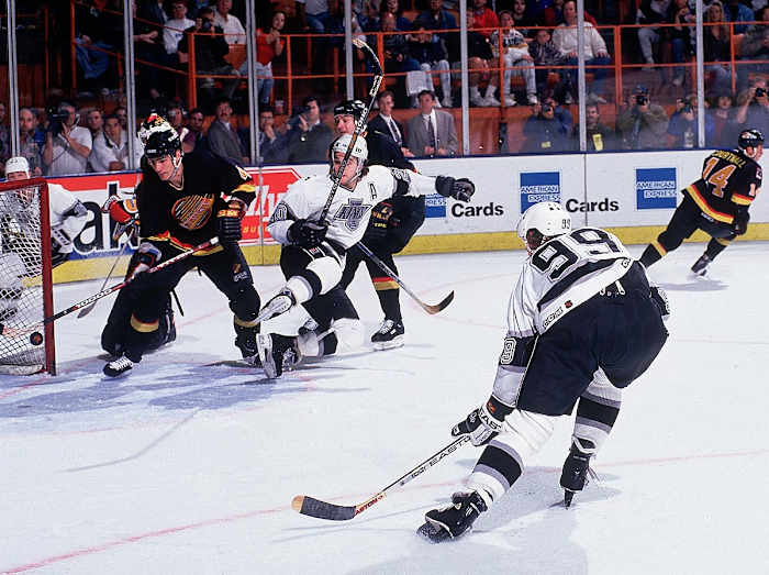 92-wayne-gretzky-1994-fs.jpg